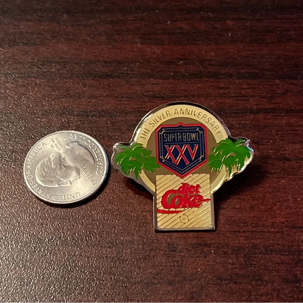 Coca Cola front pin